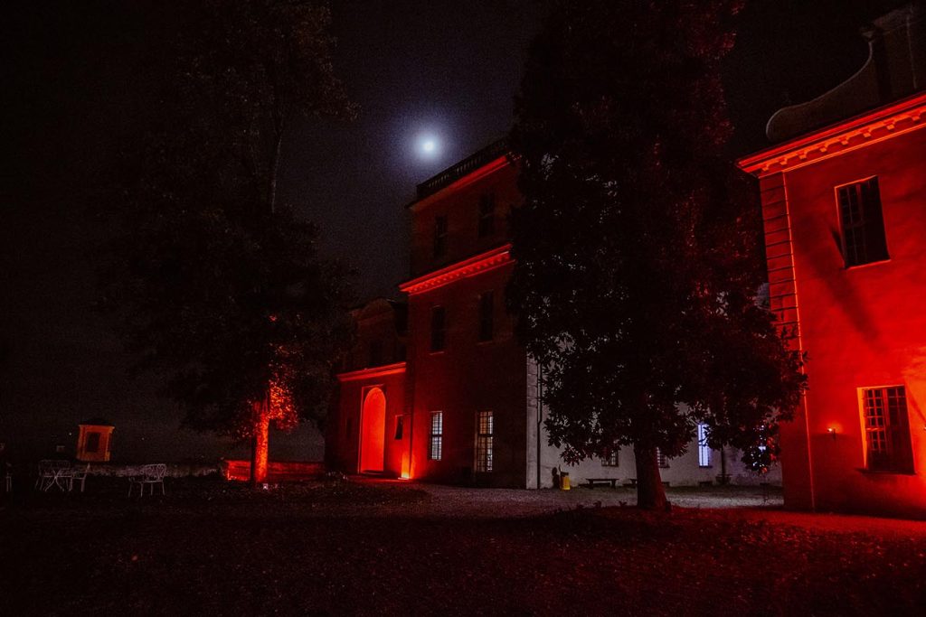 esterno-castello-san-giorgio-canavese-halloween-torino-2025.jpg