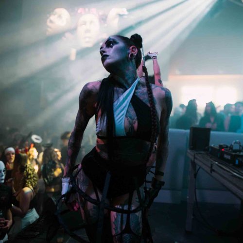 ballerina-mondojuve-halloween-torino-2025